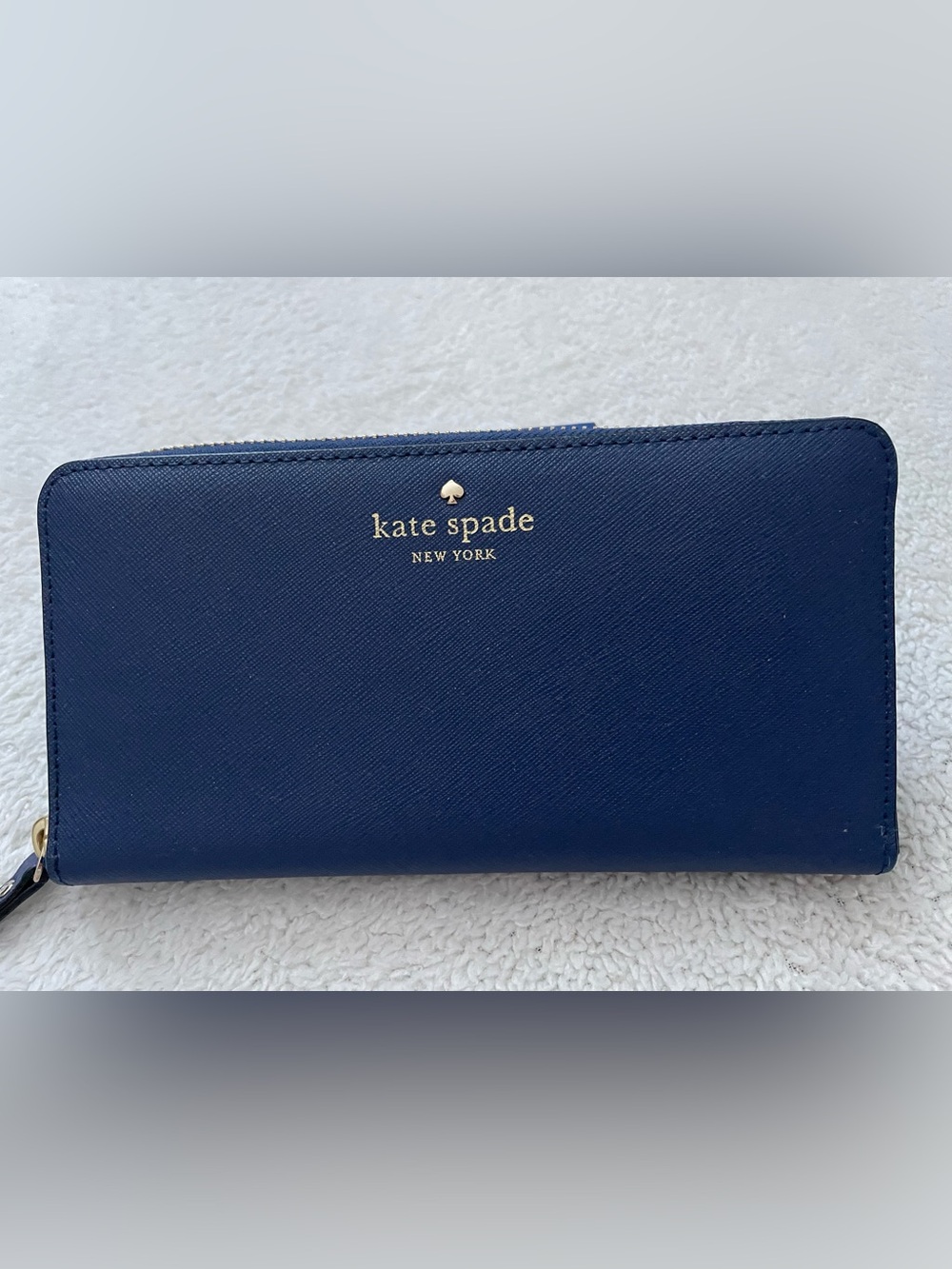 Kate Spade navy zip-around wallet Brand New NWOT